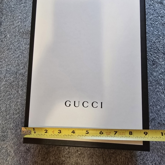 Gucci Box 12" x 9" x 5" - Picture 11 of 13